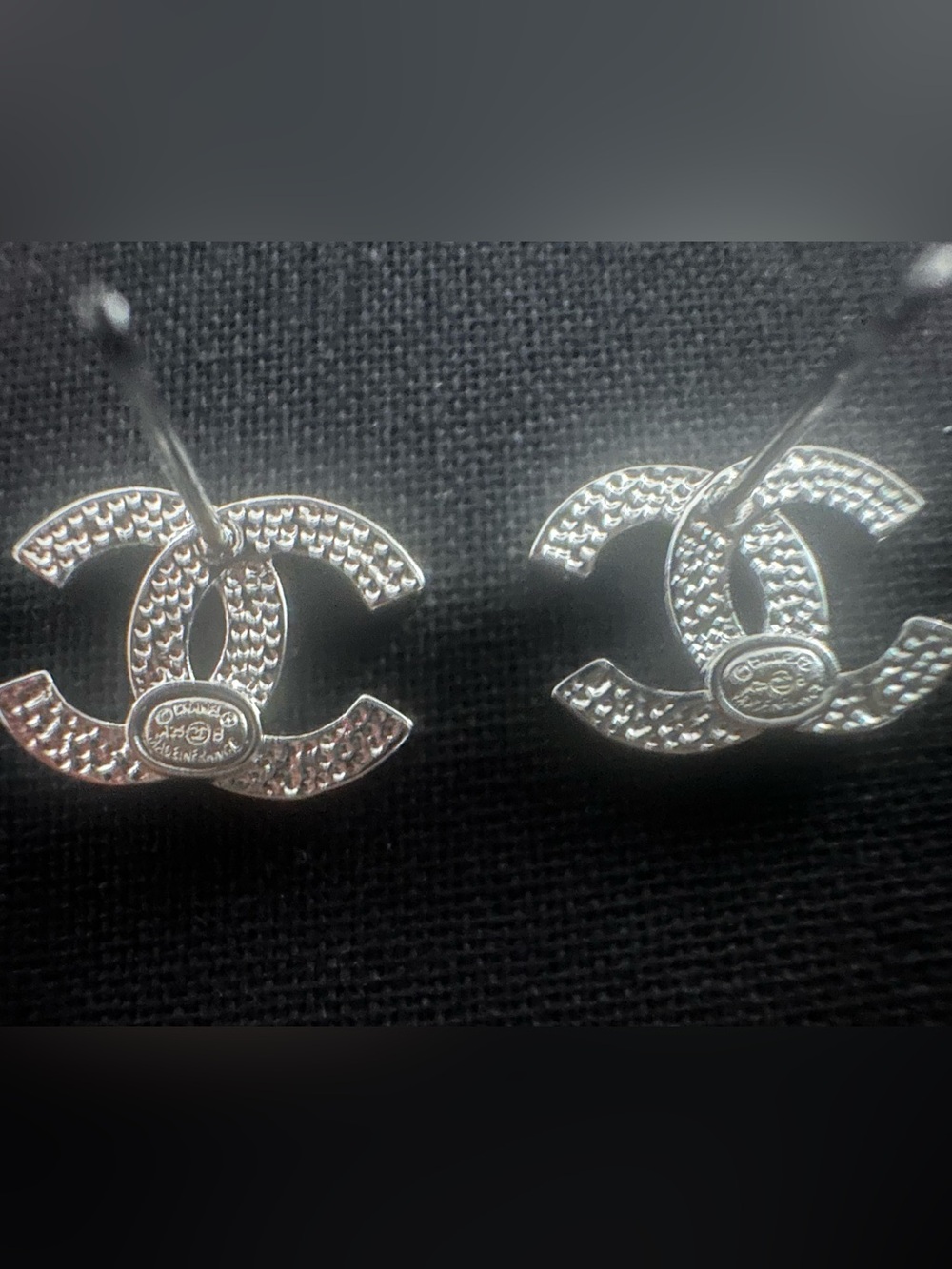 Chanel stud earrings - Picture 11 of 11
